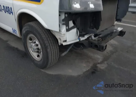 2023 Chevrolet Express Cargo Rwd 2500 Regular Wheelbase Wt from USA, damaged, VIN 1GCWGAFP8P1135697